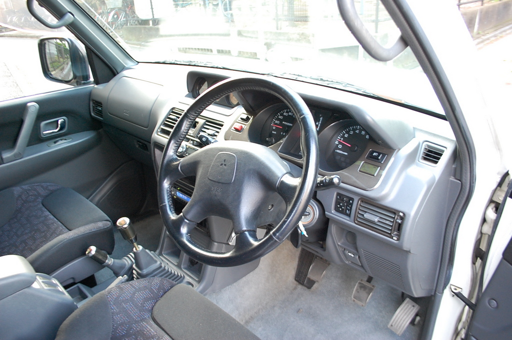 Pajero Evolution 5spd with Bronze Volks Racing alloys